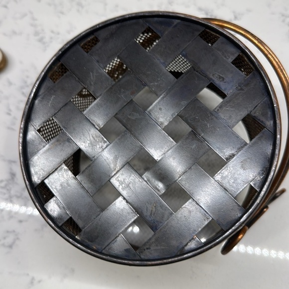 vintage wire mesh basket, metal bucket - Picture 5 of 6